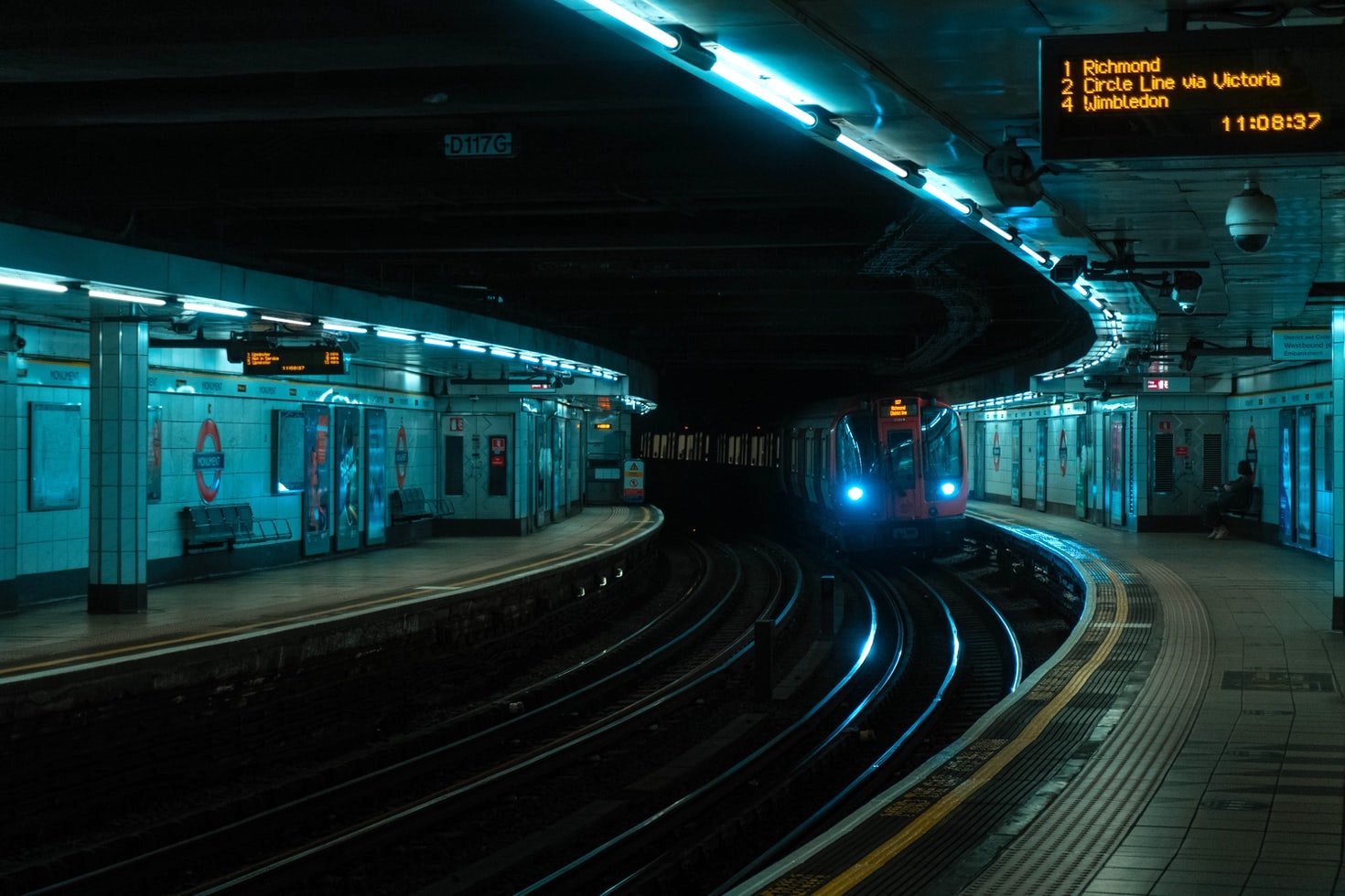 Londoners praise return of Night Tube after viral petition hits 150,000 signatures